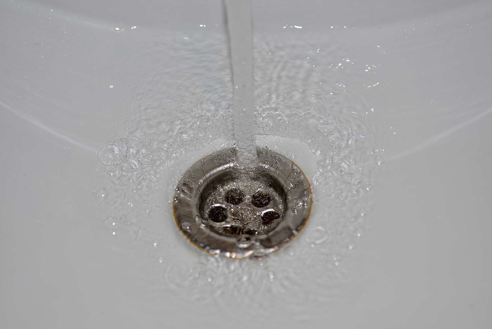 A2B Drains provides services to unblock blocked sinks and drains for properties in Poplar.